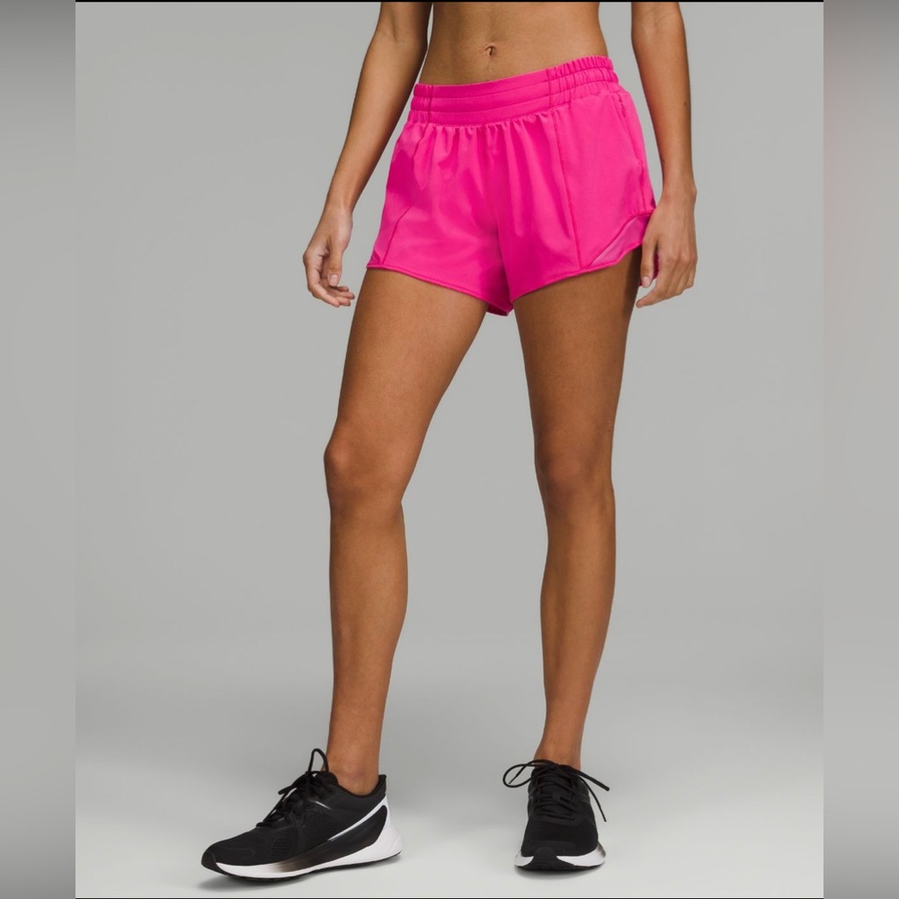 lululemon hotty hot shorts LR sonic pink 4 inch